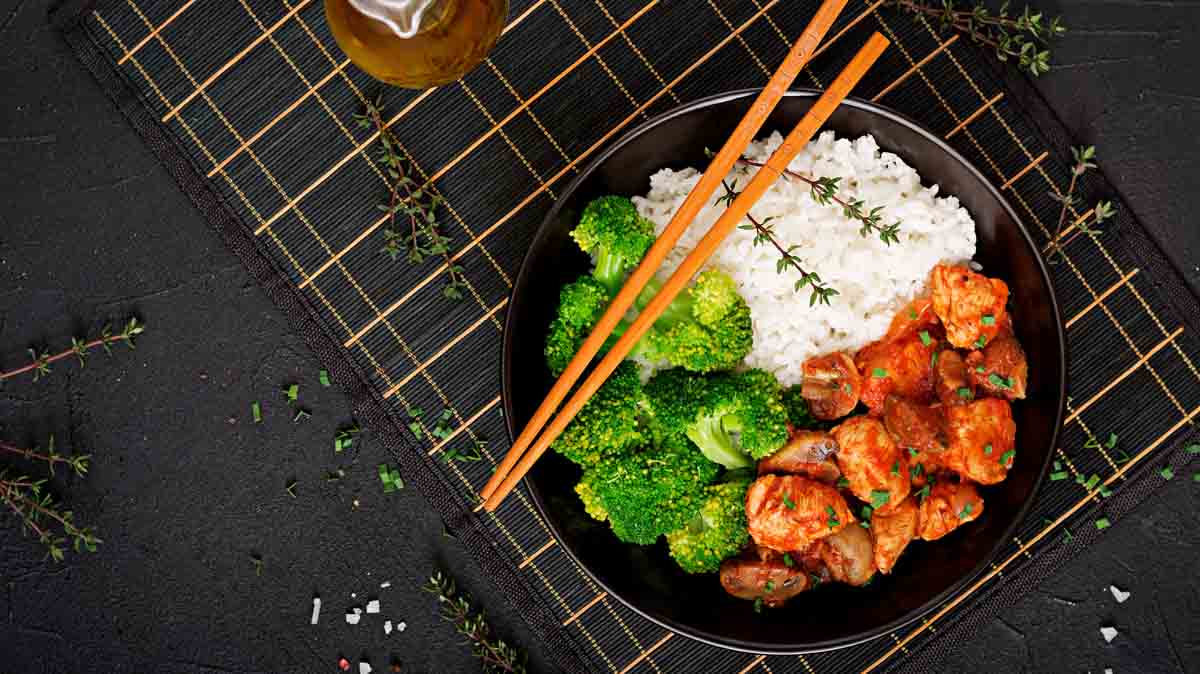 kurczak i brokuły - obiad w diecie 1800 kcal